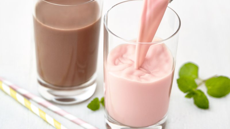 Mit den neuen Stabilisierungssystemen lassen sich zucker- und fettreduzierte Milchmischgetränke problemlos herstellen (Bild: Hydrosol).