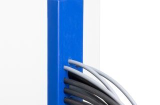 Die Kabeldurchführung im Hygienedesign bietet Platz für viele Leitungen mit Durchmessern von 3,2 bis 20,5 mm (Bild: icotek).