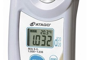 Mit digitalen Refraktometer wird die Qualitätssicherung in der Milchwirtschaft erleichtert (Bild: Gimat).