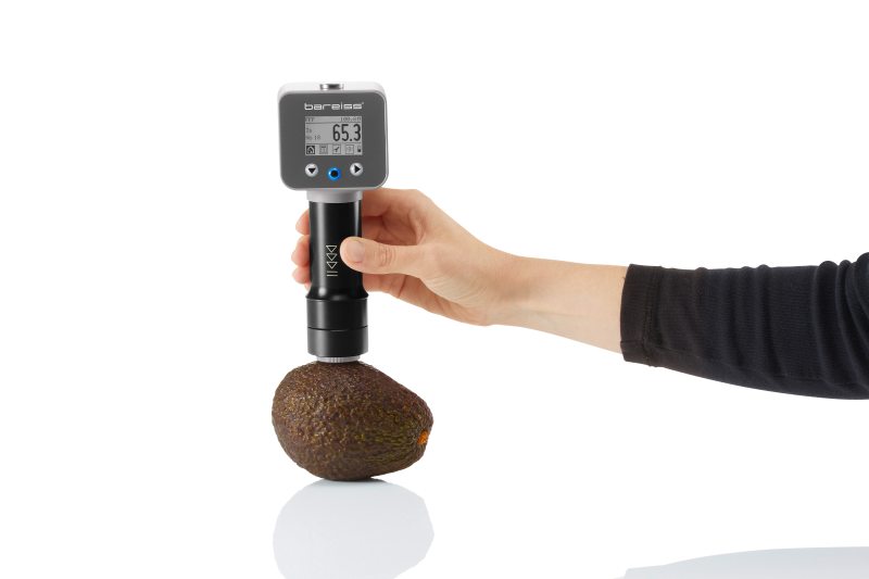 Das Durometer kann die Festigkeit des Avocado-Fruchtfleisches im essbaren Bereich sehr präzise messen (Bild: Bareiss).