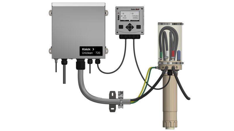 Beispiel für ein Sensorreinigungssystem mit Transmitter sowie Eintaucharmatur mit Sensorspülfunktion (Bild: Knick).