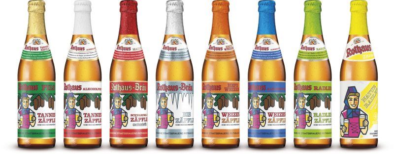 Auch in der Traditionsbrauerei wurden klassische Biersorten nach und nach durch weitere Sorten wie Weizenbiere oder alkoholfreie Sorten ergänzt. Eine Gemeinsamkeit ist die charakteristische Manschette (Bild: Rothaus).