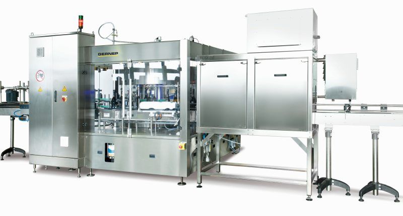 Die Kombinationsetikettiermaschine ist besonders für eine vielfältige Produktausstattung geeignet (Bild: Gernep).
