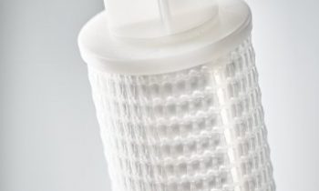 Die spezielle Helix-Wicklung erhöht Filterfläche und mechanische Stabilität. Filtrationsleistung und Standzeit der Tiefenfilterkerzen werden dadurch verbessert (Bild: Eaton).