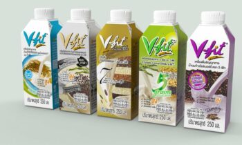 Ampol Food hat sich für eine nachhaltigere Kartonflasche entschieden, um seine neuen Premium-Reisgetränke auf den Markt zu bringen (Bild: SIG).