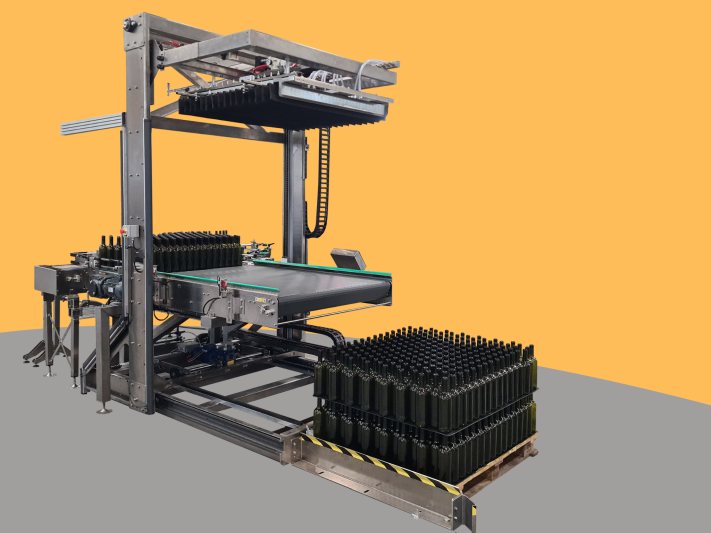 Beispiel für einen halbautomatischen Paletteirer (Bild: Clemens).