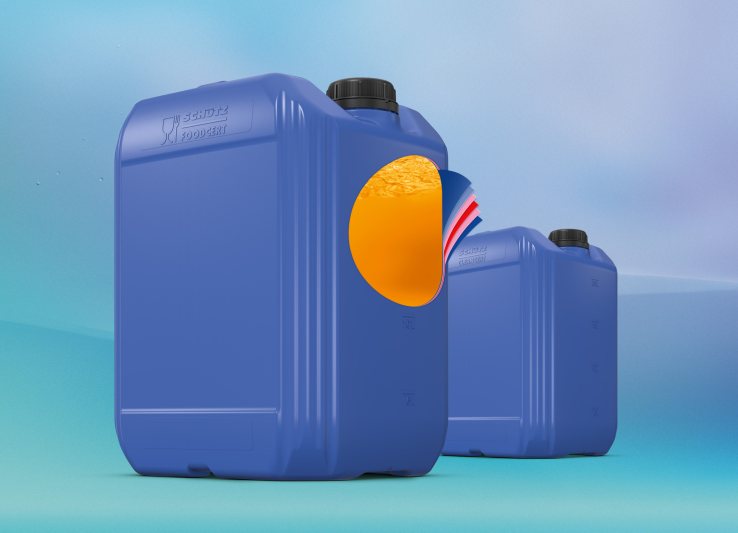 Die Herstellung der mindestens dreischichtigen, FSSC-22000-zertifizierten Kanister erfolgt im Extrusionsblasverfahren (Bild: Schütz).