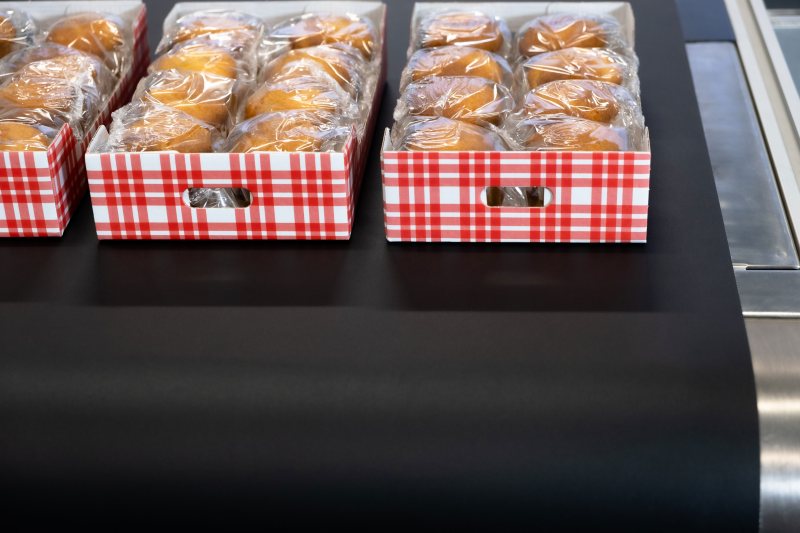 Transportbänder sorgen für exakten Transport in Verpackungsanlagen (Bild: Habasit).