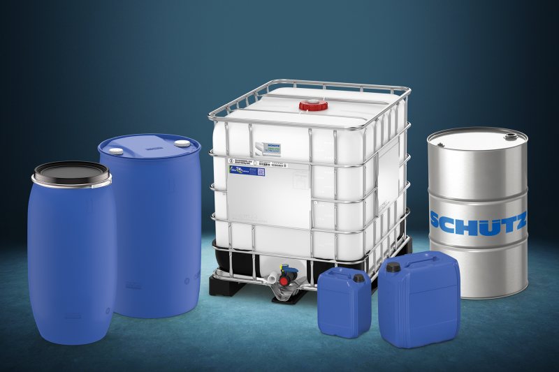 Auf der Fachpack 2025 wurden zahlreiche Lösungen aus den Bereichen IBC, Kunststoff- und Stahlfässer sowie Kunststoffkanister präsentiert (Bild: Schütz).