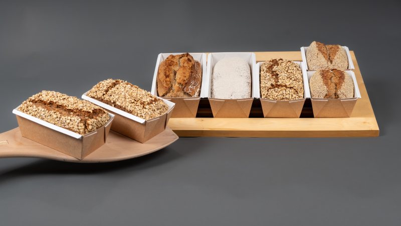 Ob fertiges Brot oder roher Teig: Die Backform ist einfach in der Handhabung (Bild: Antalis).
