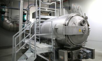 Auf die Keimreduzierungsanlage in der Produktionshalle 12 soll im nächsten Jahr eine neue Mahlanlage folgen (Bild: Kräuter Mix).