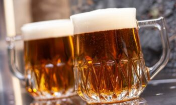 Der Teku-Seidel kombiniert die Formensprache der Teku-Serie mit klassischen Gestaltungselementen eines Lagerbier-Seidels (Bild: Rastal).