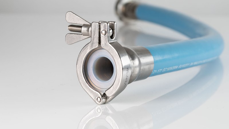 Die Schlauchleitung verfügt über eine PTFE-Seele für hygienische Fluidtransfers und dauerhafte CIP-/SIP-Beständigkeit (Bild: Tecno Plast).